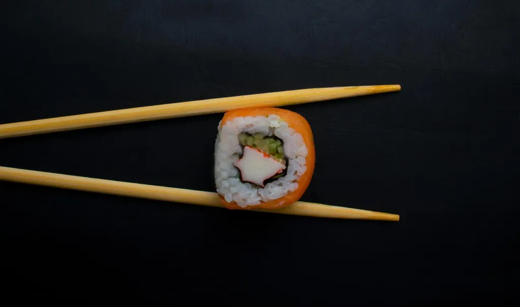 Sushi w Lublinie na randkę, spotkanie i rodzinny wieczór – jakie zestawy wybrać, by nie było rozczarowania?